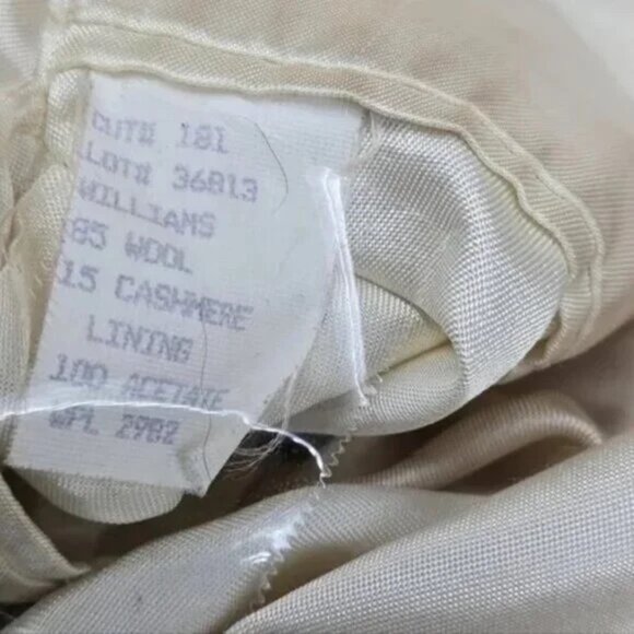 Burberry Wool & Cashmere Mustard Yellow Double-Breasted Blazer. Size 12. - Picture 12 of 14